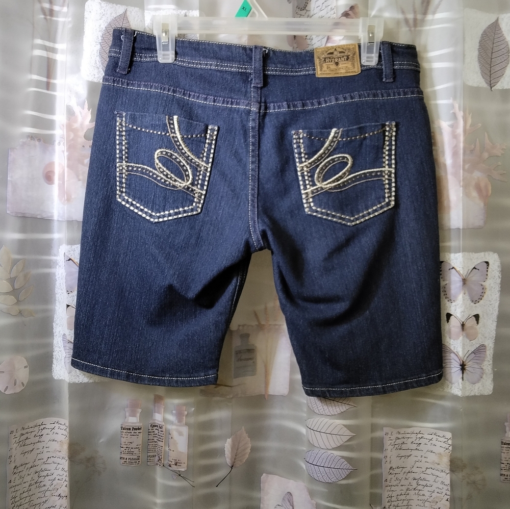 Hydrant Dark Wash Embellished Denim Shorts Size 8